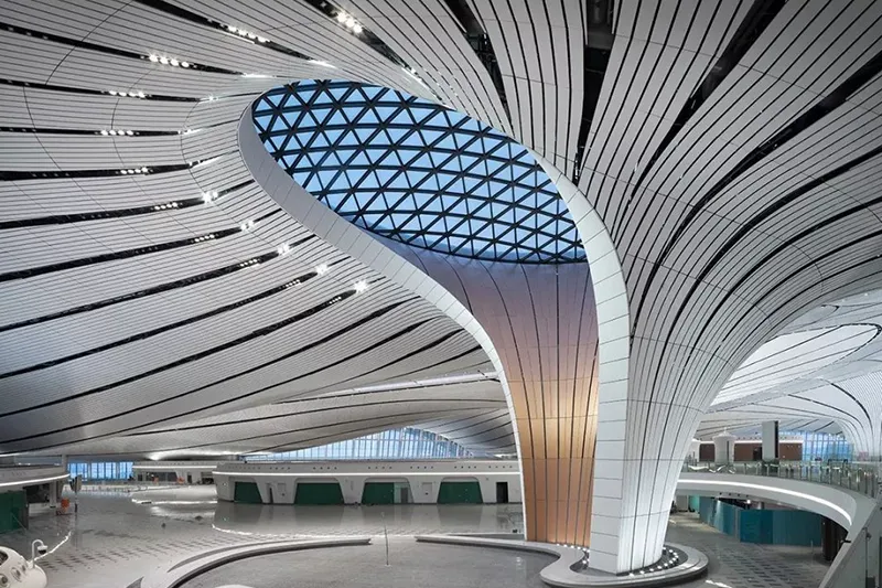 Aeropuertos y vías ferroviarias