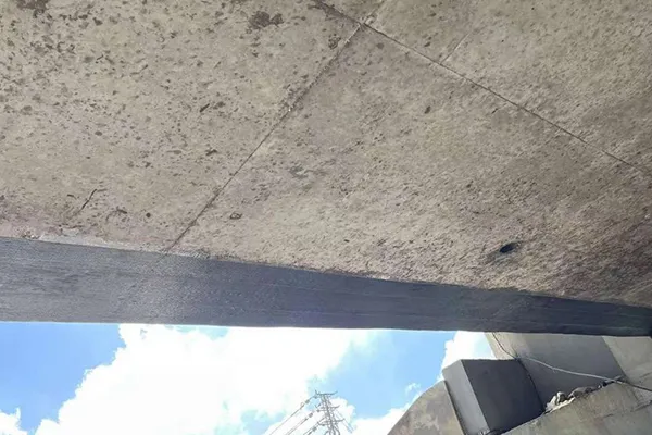 Refuerzos de fibra de carbono